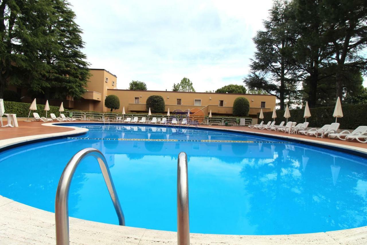 Appartamenti La Madonnina Peschiera del Garda Dış mekan fotoğraf